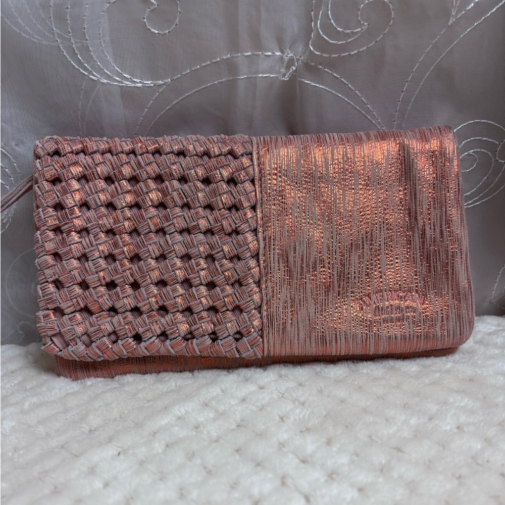 American Leather Co. Webster Woven Bifold Women’s Wallet